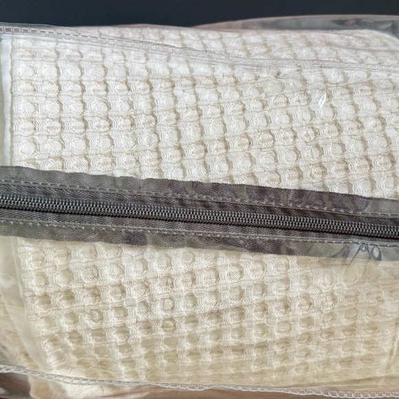 Restore Home 3 Piece Queen Duvet Cover and Shams Cream - Picture 12 of 13